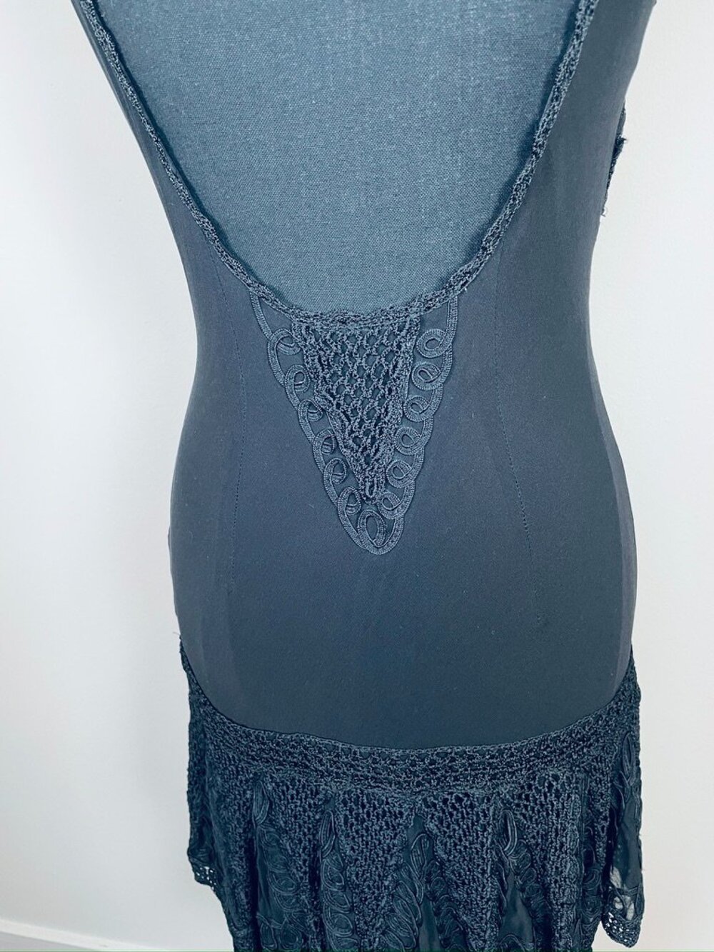CACHE Vintage Black 100% Silk Slip dress, Size 8 - Picture 10 of 11